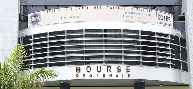 Bourse : L’indice BRVM 10 (+1,64%)  termine en hausse la semaine