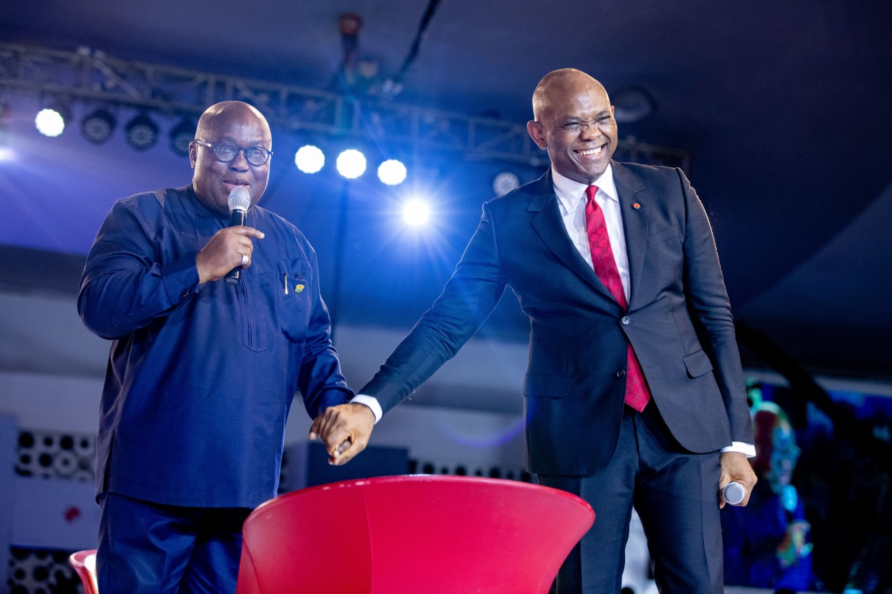 De gauche à droite : S.E. Nana Akufo-Addo Président de la République du Ghana,  et M. Tony O. Elumelu, promoteur de la Fondation Tony Elumelu, au Forum d’entreprenariat de TEF - 2018